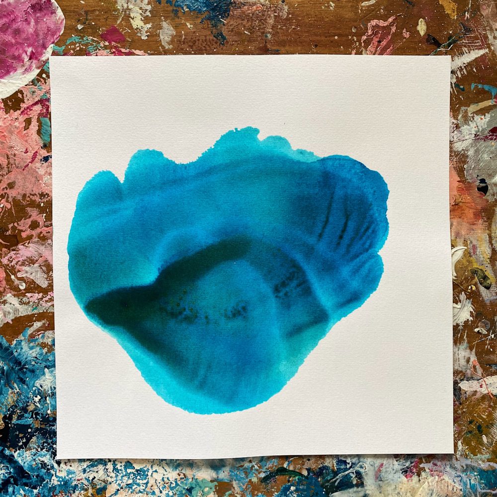 Marine Bonzom - Artiste Peintre Biarritz - Atelier - The Blue Ink Collection 1/6